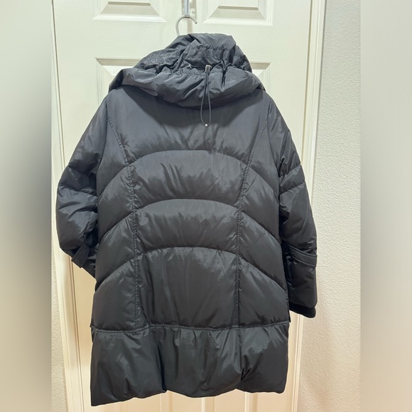 Betsey Johnson Jacket - Picture 3 of 5